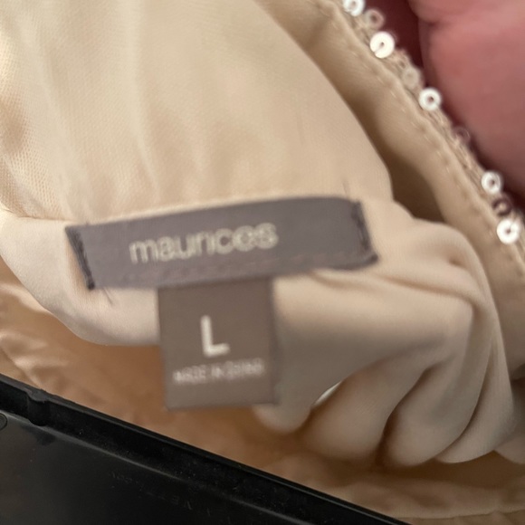 Maurice’s thigh length sequin skirt. Only worn once while modeling during x-mas. - Picture 4 of 4